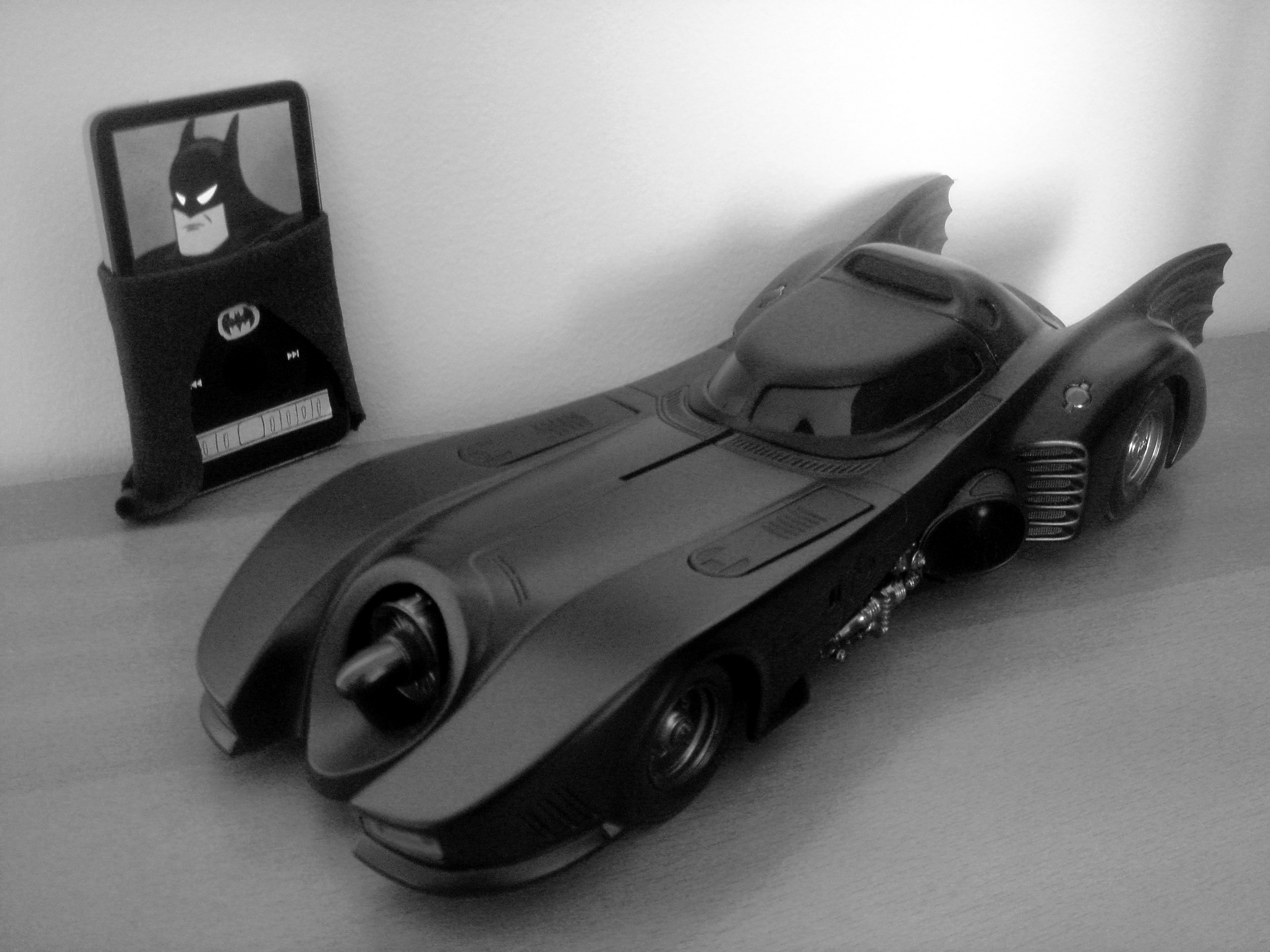 Бэтмен, автомобили, Бэтмобиль - обои на рабочий стол