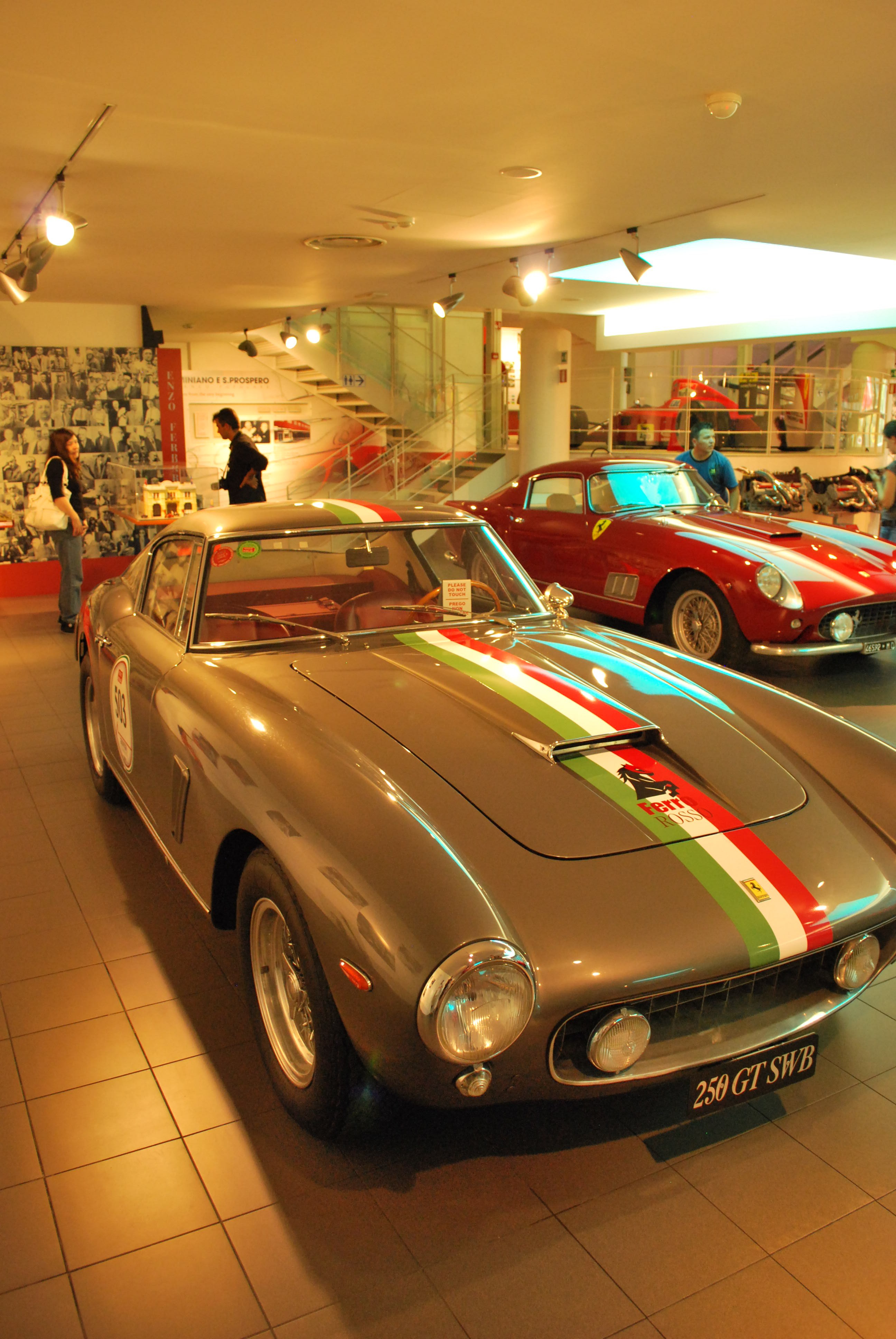 автомобили, Феррари, Италия, транспортные средства, Ferrari музей, гоночные автомобили - обои на рабочий стол