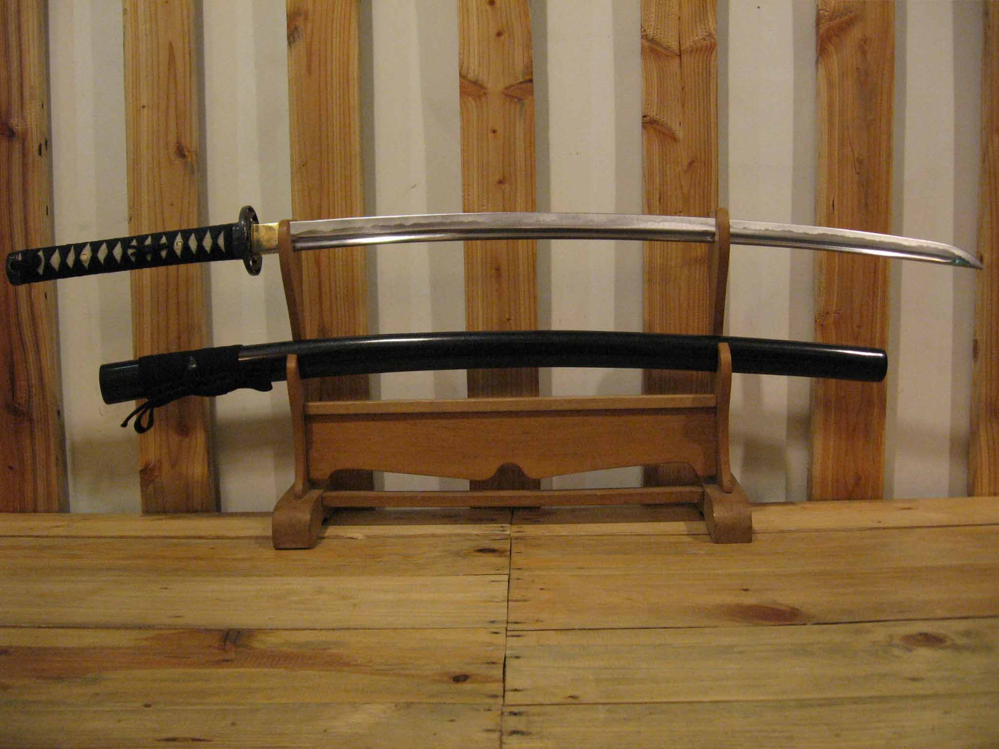 Самурайский меч в интерьере