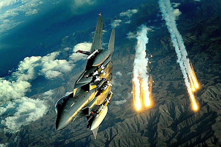 самолет, вспышки, F-15 Eagle - обои на рабочий стол