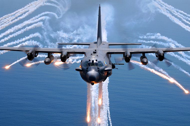AC - 130 Spooky / Spectre, вспышки - обои на рабочий стол