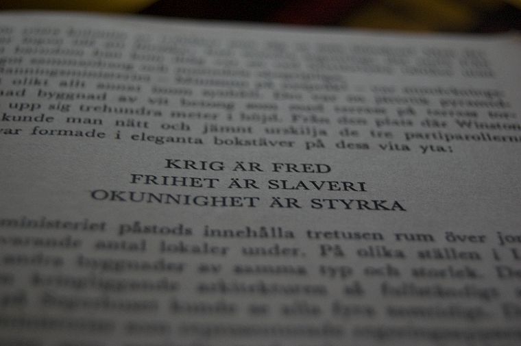 1984, Оруэлл, книги, Шведский, литература - обои на рабочий стол