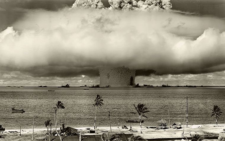 бомбы, ядерные взрывы - обои на рабочий стол