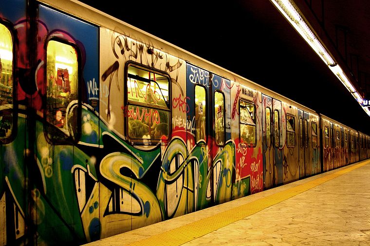 метро, стрит-арт - обои на рабочий стол