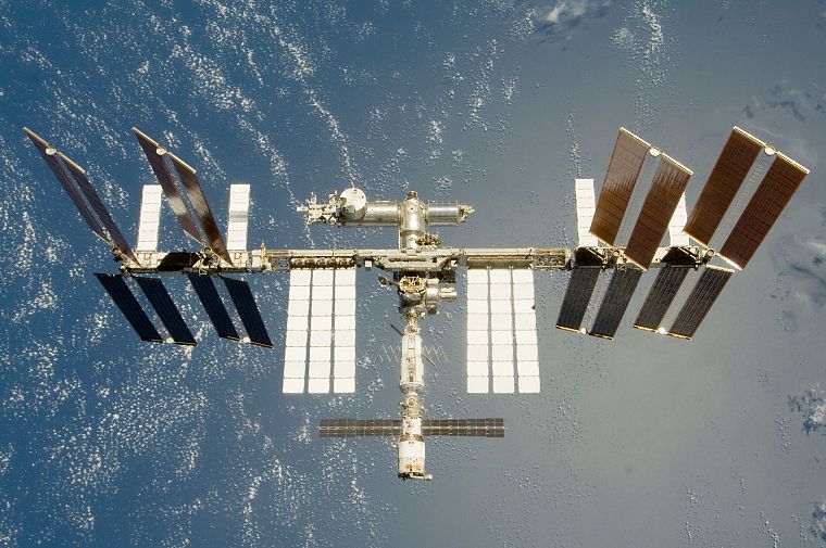 спутник, орбиту, Международная космическая станция, космическая станция - обои на рабочий стол