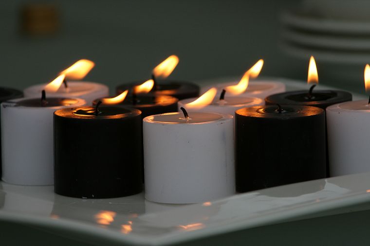 огонь, свечи - обои на рабочий стол