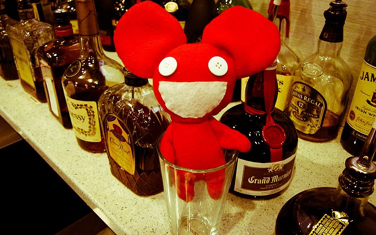 алкоголь, Deadmau5, кнопки, недопустимый тег - обои на рабочий стол