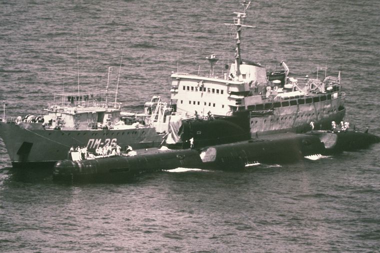 советский, подводная лодка, Оскол -Class судоремонта Pm- 26 - обои на рабочий стол