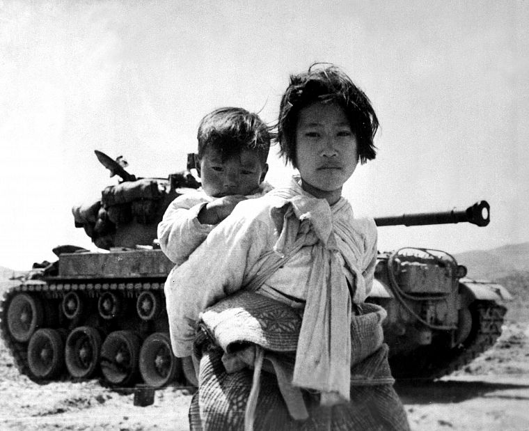 война, танки, монохромный, Корейская война, дети - обои на рабочий стол