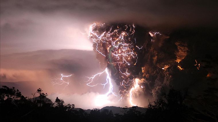 природа, вулканы, буря, Земля, молния, извержение - обои на рабочий стол
