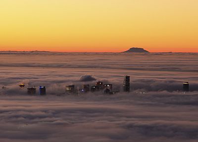 города, туман - обои на рабочий стол