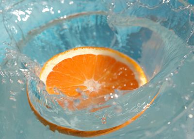 вода, фрукты, апельсины, капли воды, апельсиновые дольки, брызги - обои на рабочий стол