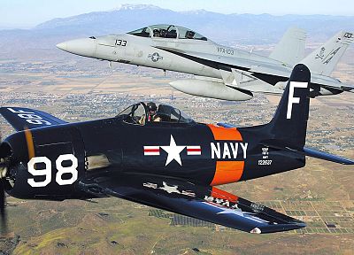 самолет, военный, Вторая мировая война, Warbird, F-15 Eagle, F- 8 Bearcat, бойцы - копия обоев рабочего стола
