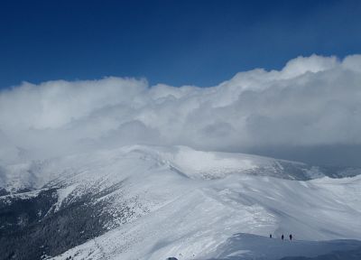 горы, облака, снег - оригинальные обои рабочего стола