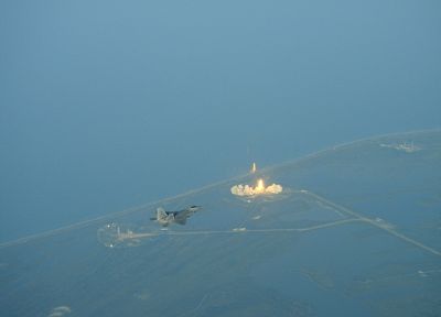 космический челнок, НАСА, F-22 Raptor, снять, самолеты - обои на рабочий стол