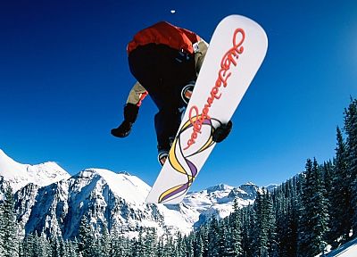 горы, зима, снег, деревья, спортивный, прыжки, сноуборд, сноуборд - случайные обои для рабочего стола
