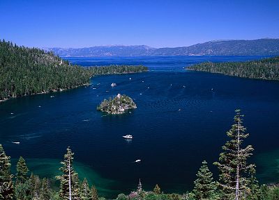 горы, пейзажи, леса, острова, лодки, транспортные средства, мультиэкран, Lake Tahoe, Emerald Bay - оригинальные обои рабочего стола