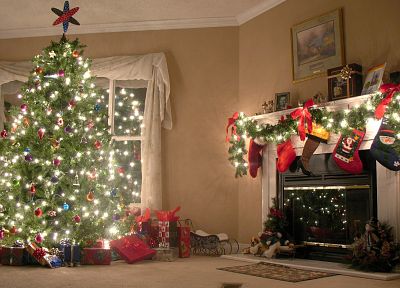 Рождественские елки - обои на рабочий стол