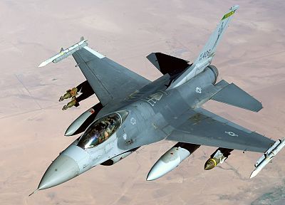 самолет, военный, пустыня, самолеты, F- 16 Fighting Falcon - случайные обои для рабочего стола
