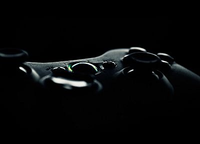 Xbox, контроллеры, темный фон, контроллер Xbox - обои на рабочий стол