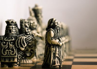 шахматные фигуры - обои на рабочий стол