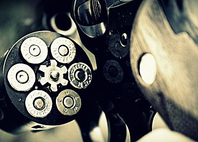 пистолеты, револьверы, боеприпасы - случайные обои для рабочего стола