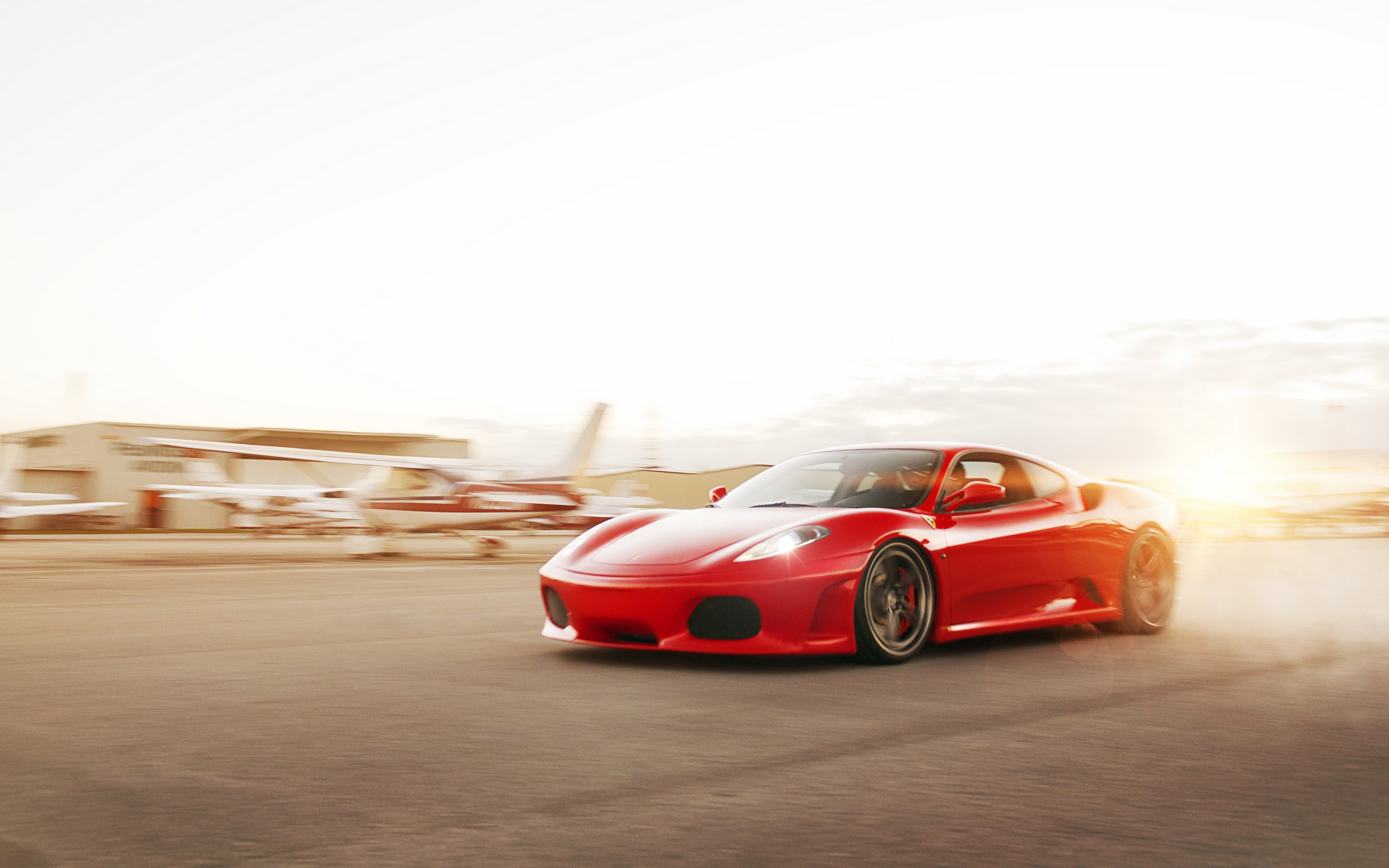 автомобили, аэропортов, красные автомобили, Ferrari F430 - обои на рабочий стол