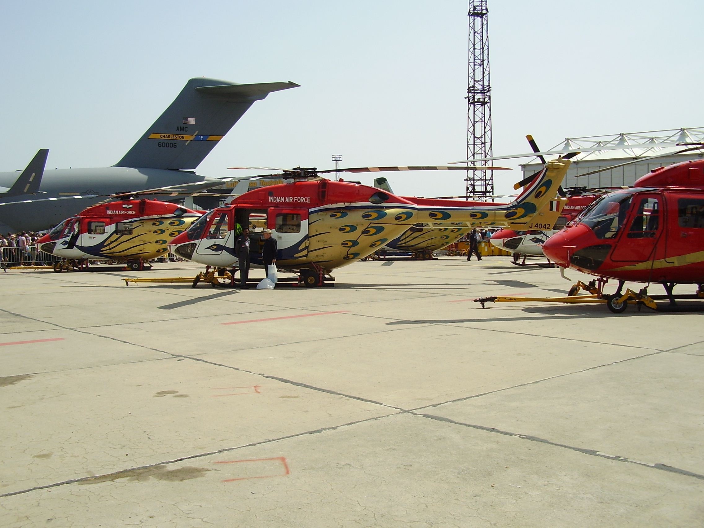 самолет, вертолеты, Пол, Индия, транспортные средства, ВВС Индии, HAL Dhruv - обои на рабочий стол