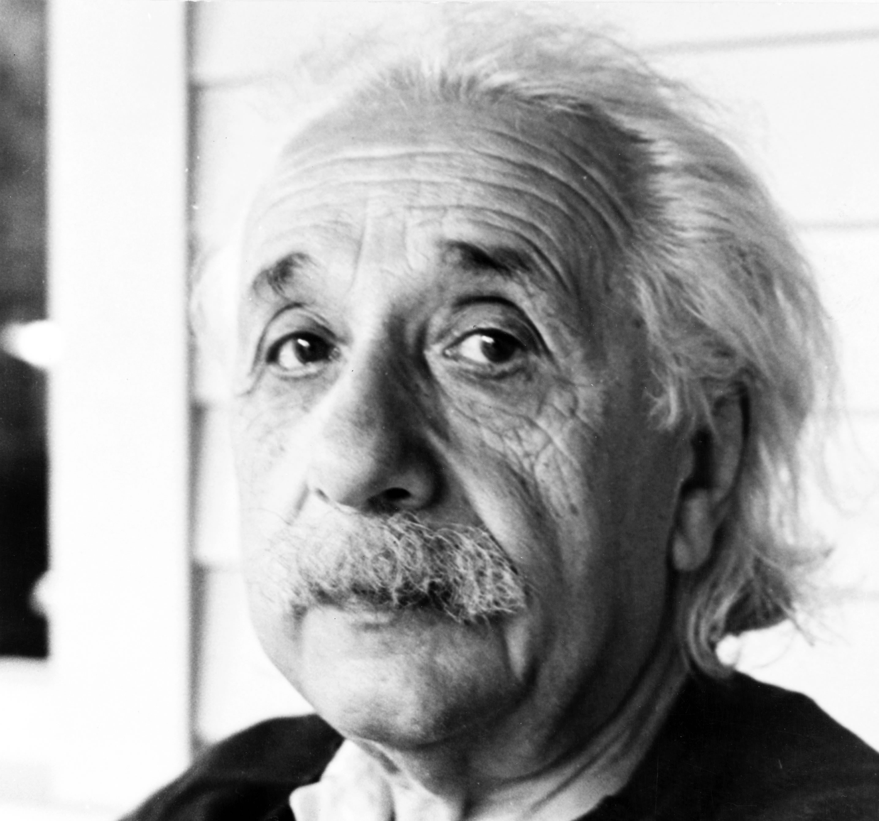 Альберт Эйнштейн - обои на рабочий стол