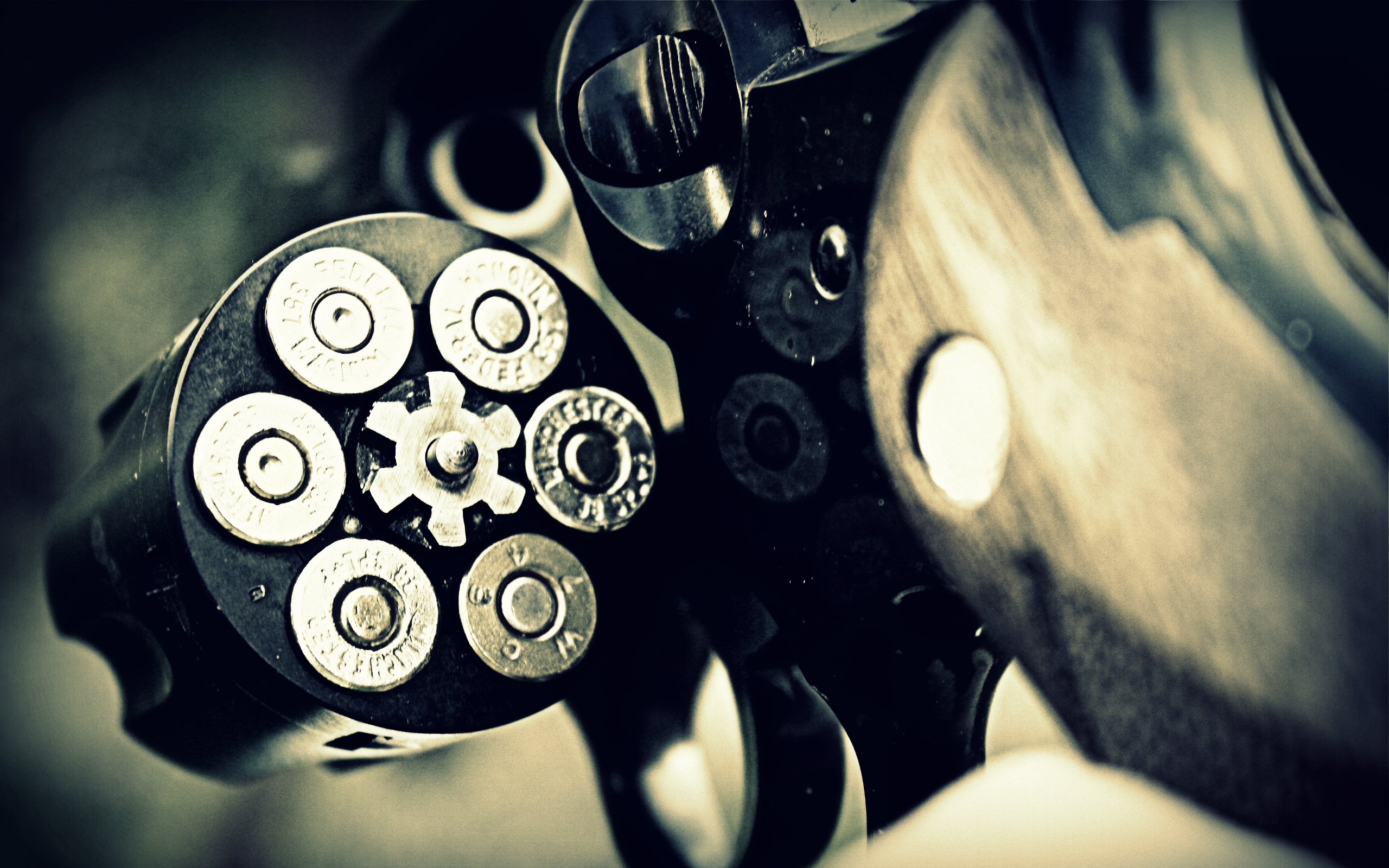 пистолеты, револьверы, оружие, боеприпасы, пули - обои на рабочий стол