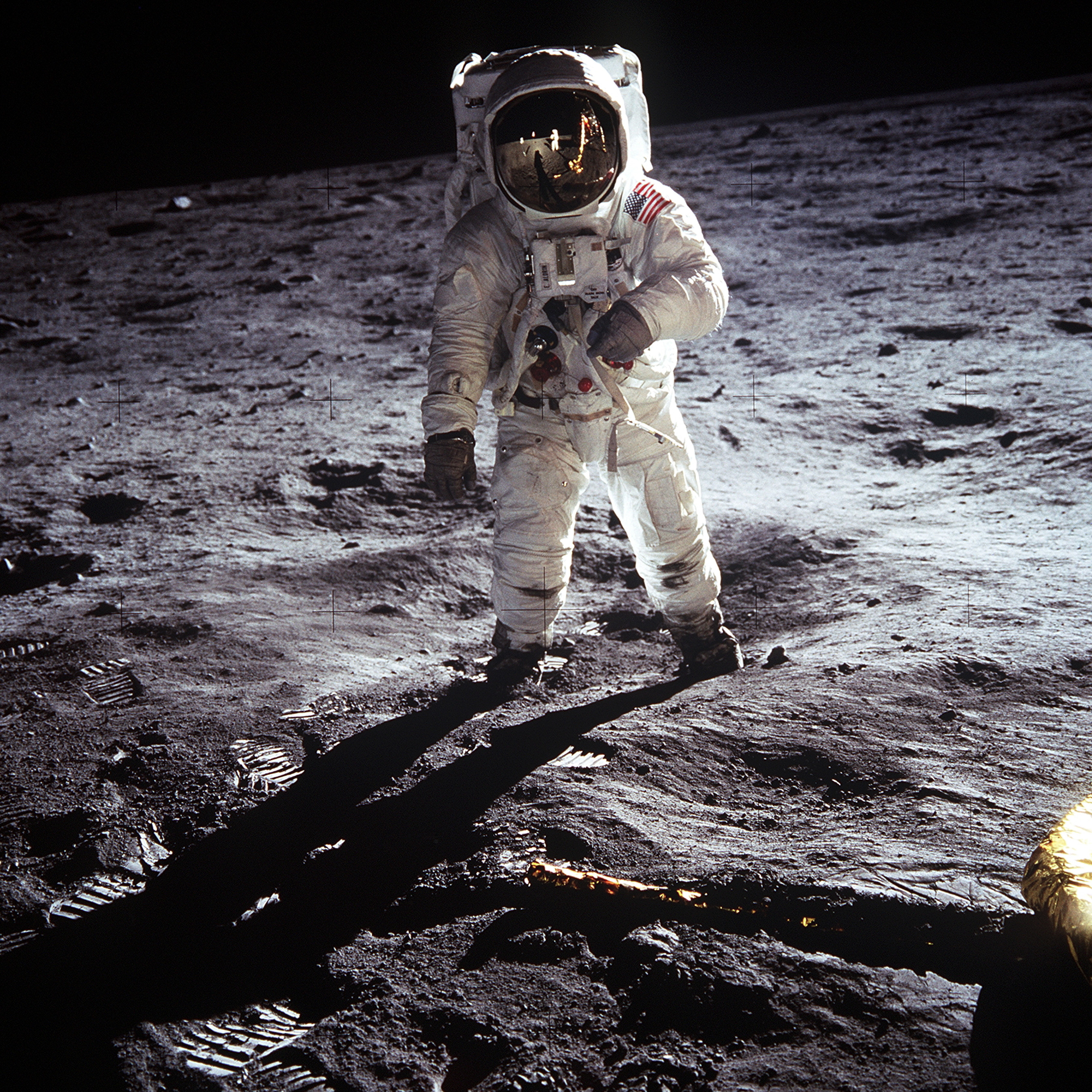 Луна, астронавты - обои на рабочий стол