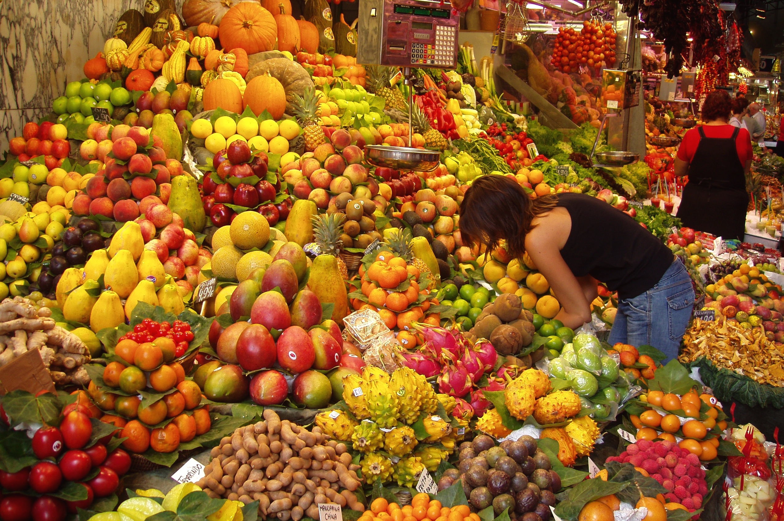 рынок, фрукты, апельсины, бананы, яблоки - обои на рабочий стол