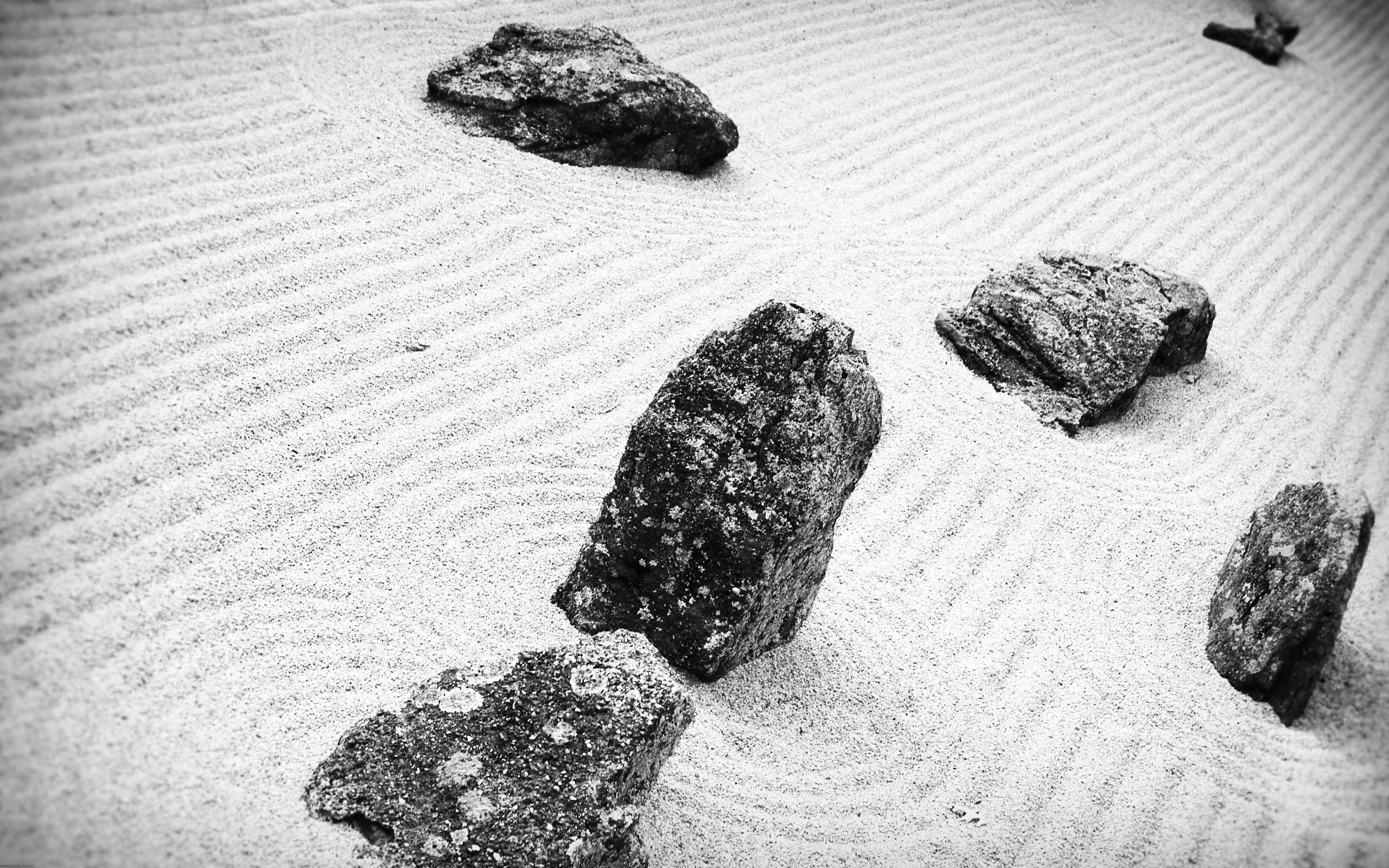 песок, камни, оттенки серого, монохромный, альпинарий - обои на рабочий стол