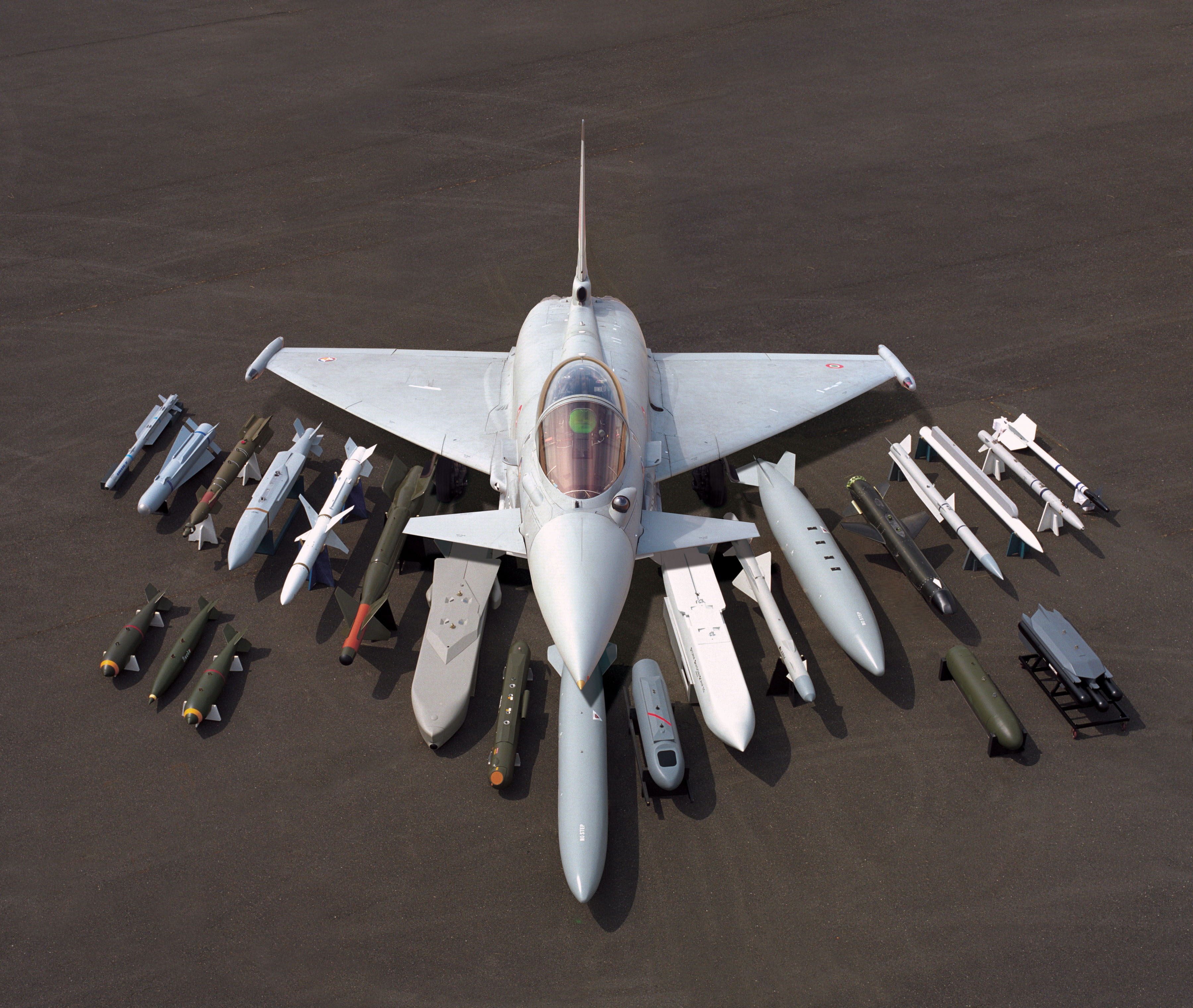 самолет, бомбы, Eurofighter Typhoon, транспортные средства, реактивный самолет - обои на рабочий стол