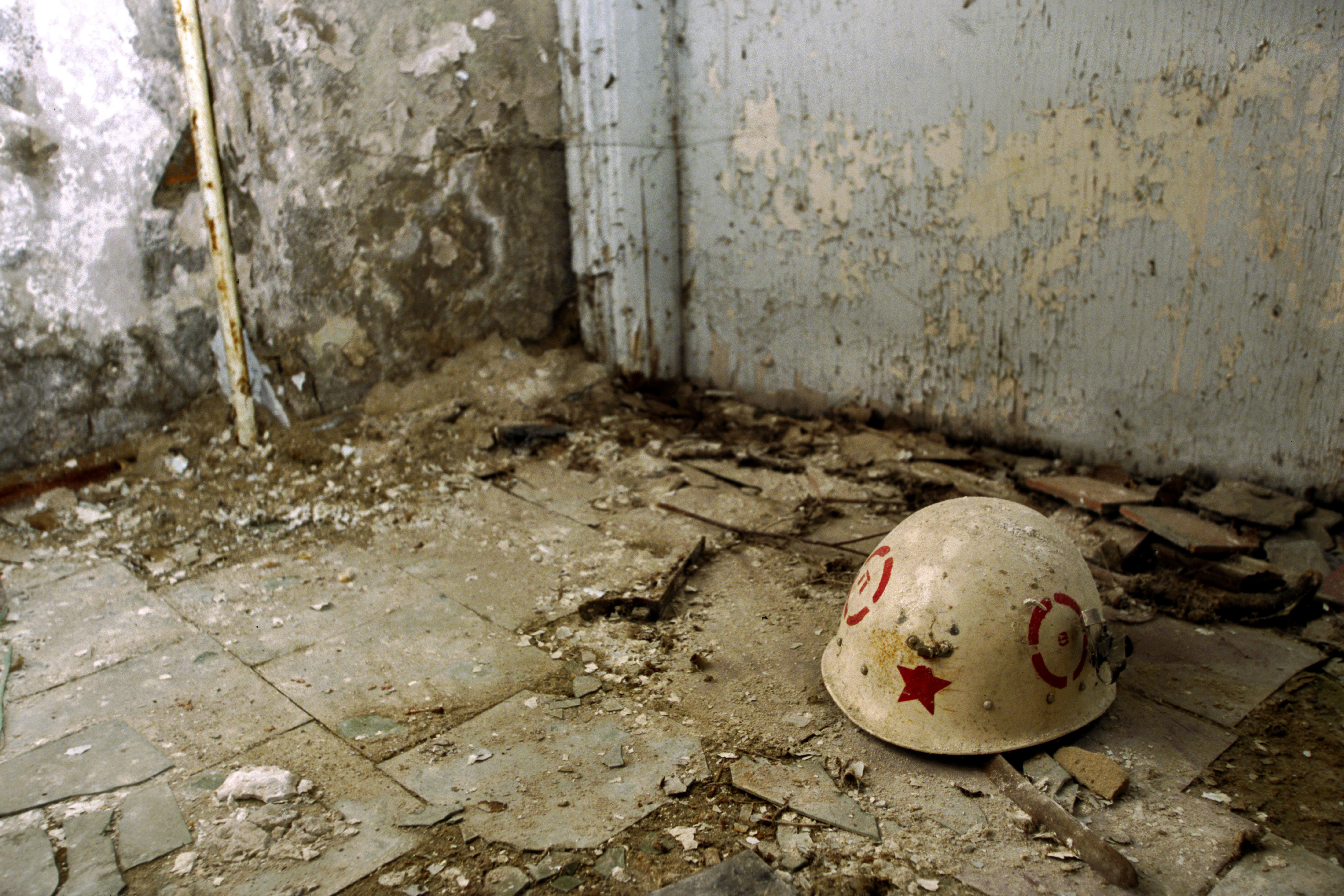 ядерный, советский, шлем, Припять, Чернобыль - обои на рабочий стол