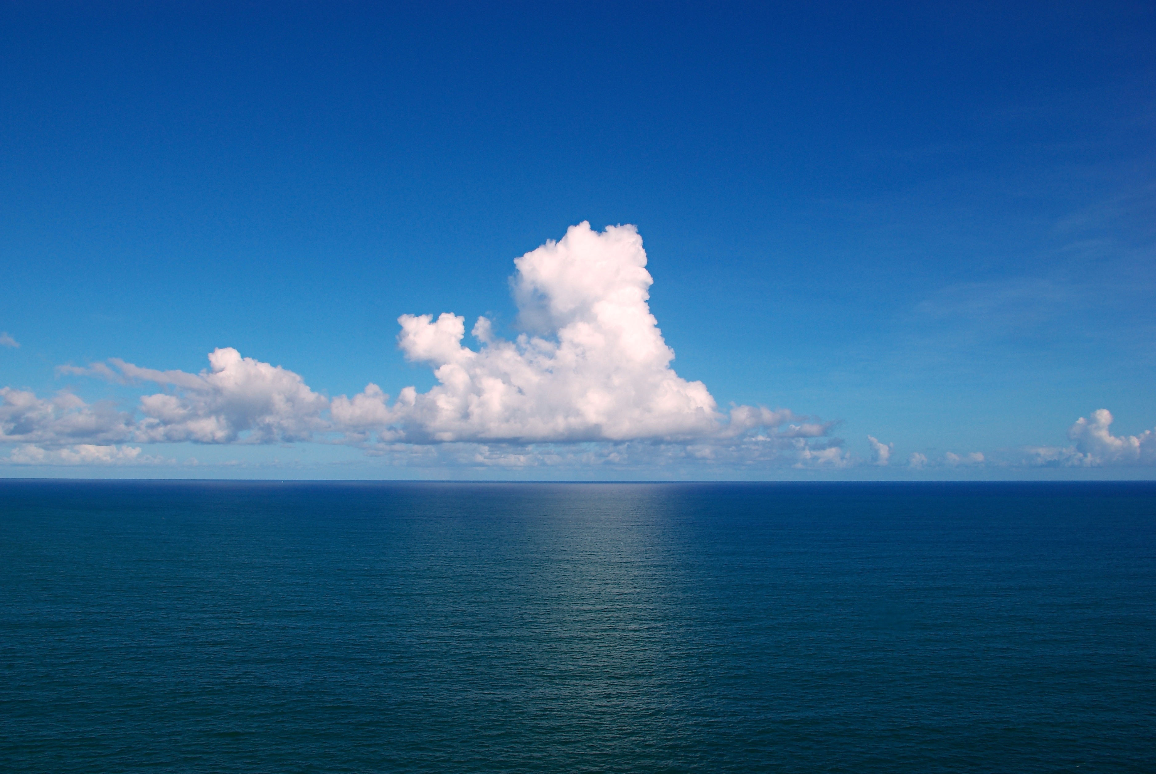 океан, облака, горизонт - обои на рабочий стол