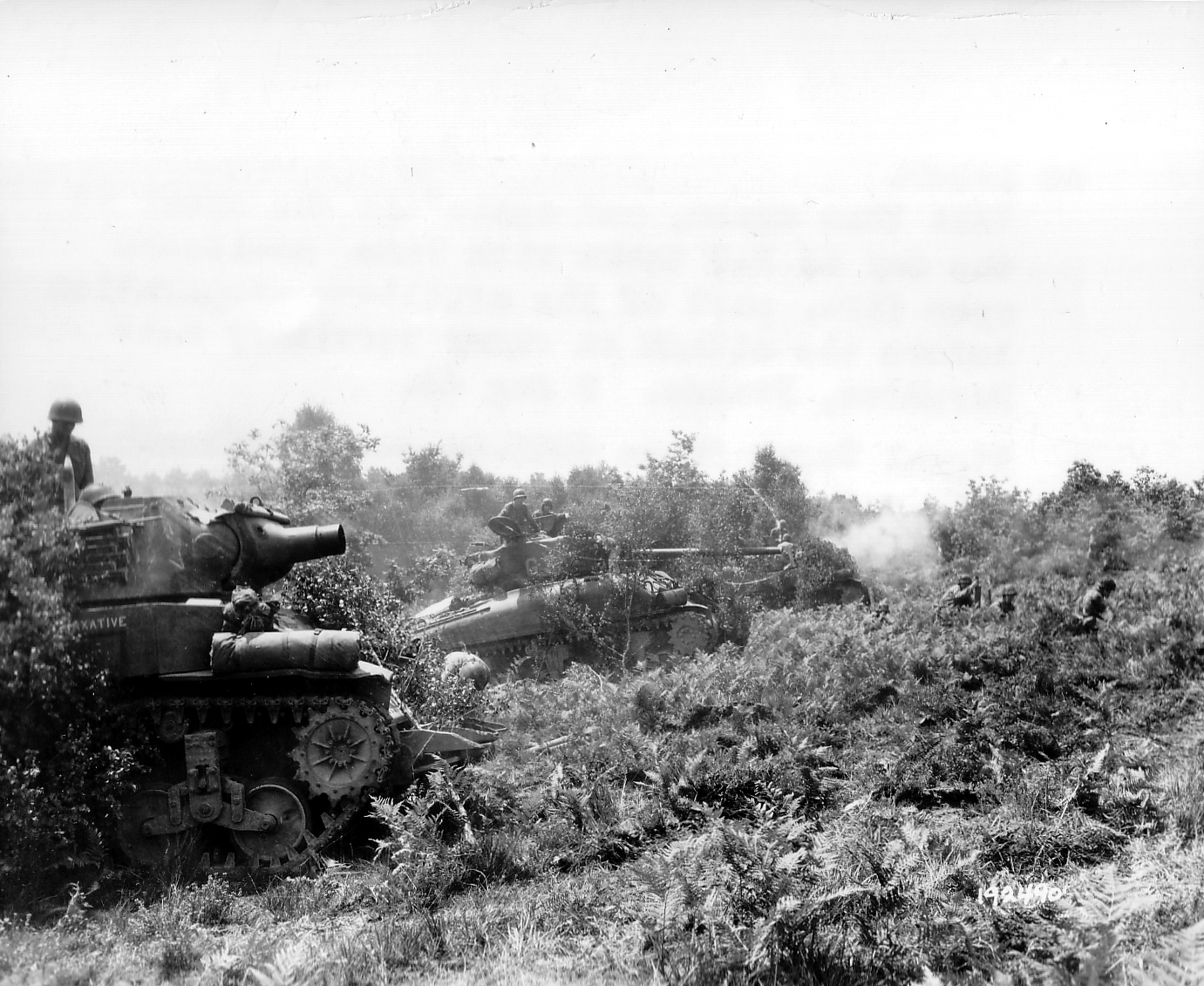военный, танки, гаубица, M4 Sherman, M8 Скотт - обои на рабочий стол