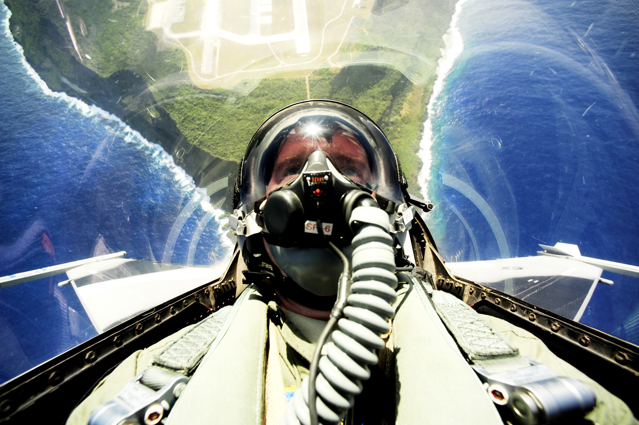 пилот, кокпит, летать, противогазы, F- 16 Fighting Falcon, реактивный самолет - обои на рабочий стол