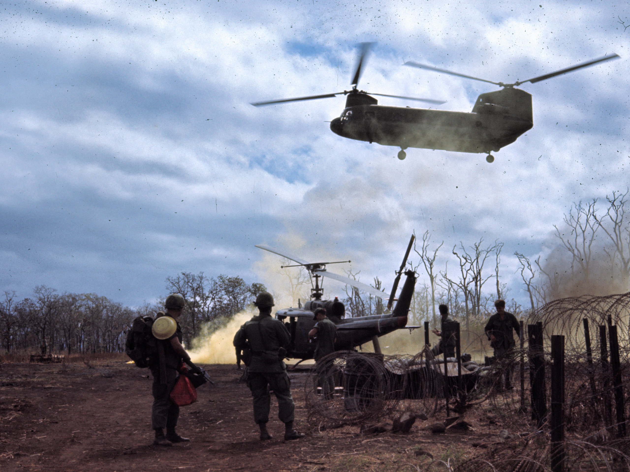 солдаты, самолет, армия, военный, вертолеты, Вьетнам, транспортные средства, CH- 47 Chinook, UH - 1 Iroquois - обои на рабочий стол