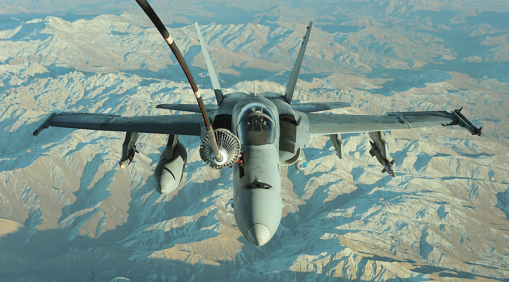 самолет, военный, транспортные средства, F- 18 Hornet, F18 Hornet - обои на рабочий стол