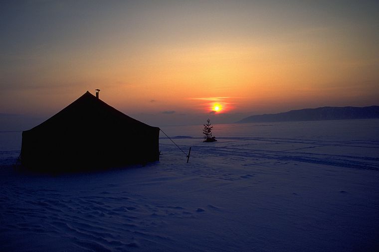 закат, пейзажи, снег, палатки - обои на рабочий стол