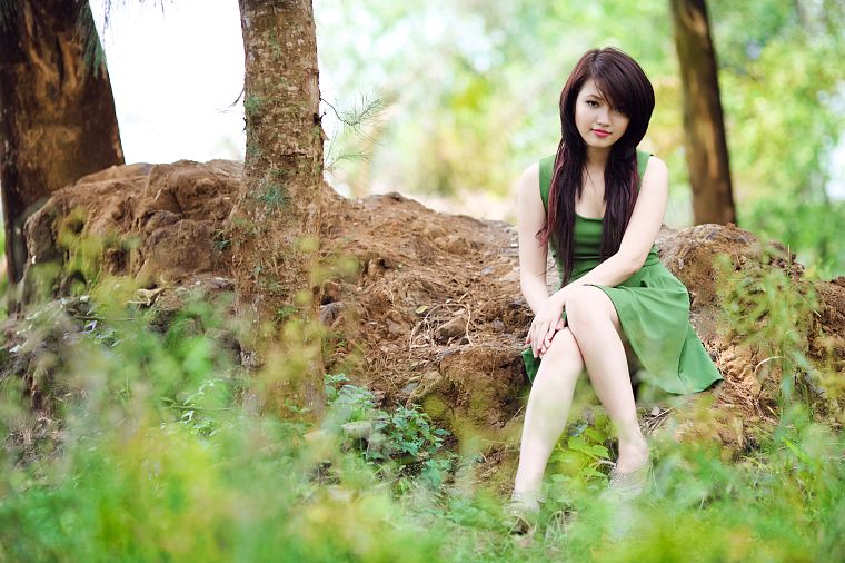 Вьетнам, Азиаты/Азиатки, зеленое платье, девушки в природе - обои на рабочий стол