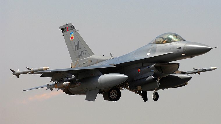 самолет, военный, F- 16 Fighting Falcon, истребители - обои на рабочий стол