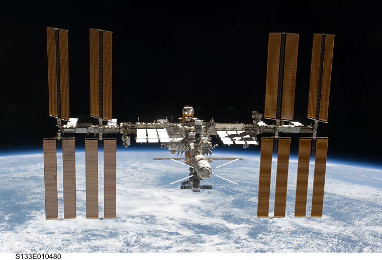 космическое пространство, Международная космическая станция - обои на рабочий стол