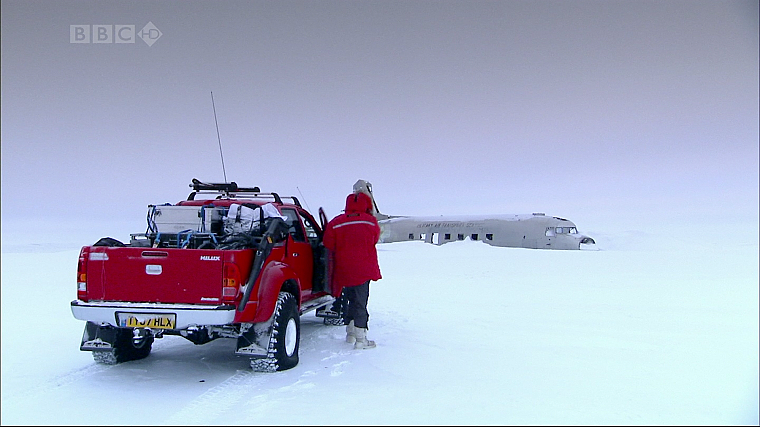 снег, Top Gear, BBC, арктический, Hilux, транспортные средства, Джереми Кларксон, Джеймс Мэй, скачки, арктический грузовик - обои на рабочий стол