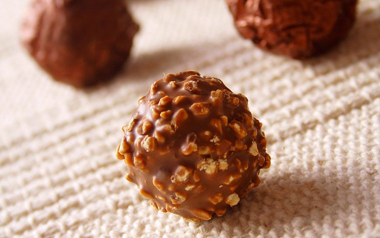 шоколад, еда, сладости ( конфеты ), Ferrero Rocher - обои на рабочий стол