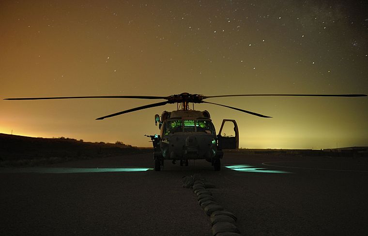 черный цвет, ночь, вертолеты, звезды, Сикорский, ястреб, Афганистан, транспортные средства, UH - 60 Black Hawk - обои на рабочий стол