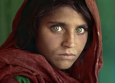 девушки, Афганистан, зеленые глаза, National Geographic, портреты, Афганская девочка - копия обоев рабочего стола