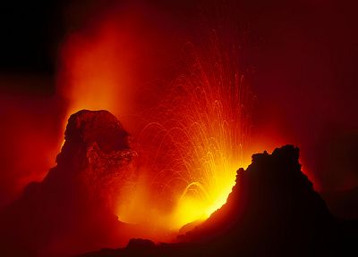 вулканы, лава, силуэты, скалы - оригинальные обои рабочего стола
