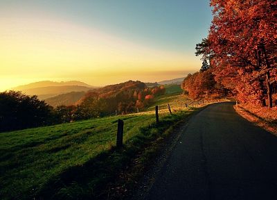 закат, пейзажи, природа, деревья, осень, холмы, дороги - обои на рабочий стол